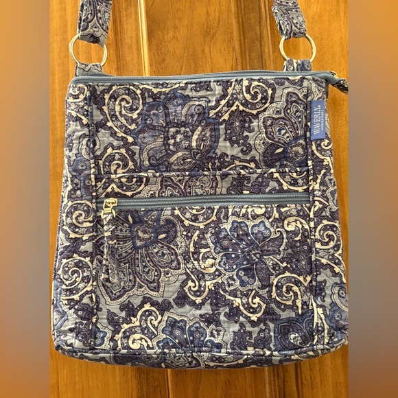 Waverly Blue Paisley Crossbody Bag EUC - Picture 6 of 8